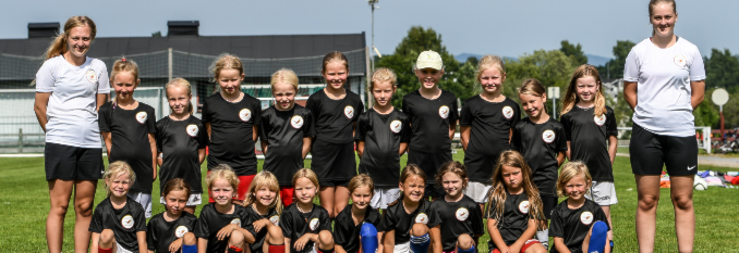 Fotballskole for jenter f 2009-2015